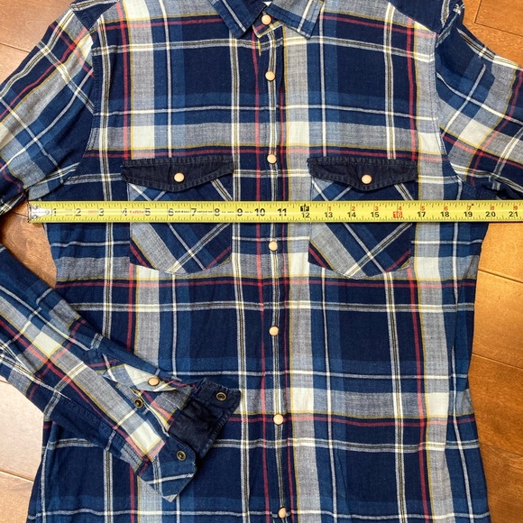 Zara shirt - Picture 3 of 4